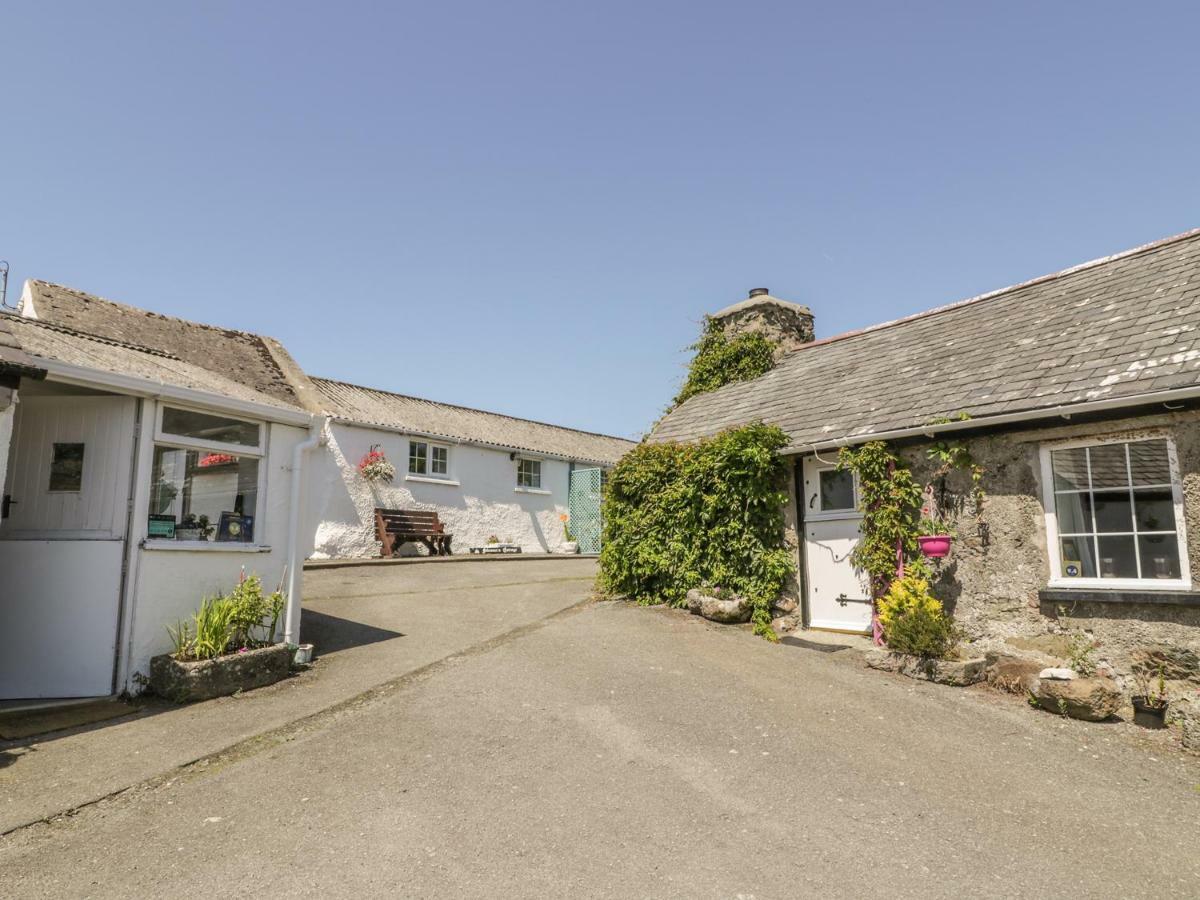 Falconers Cottage Holyhead Exterior photo