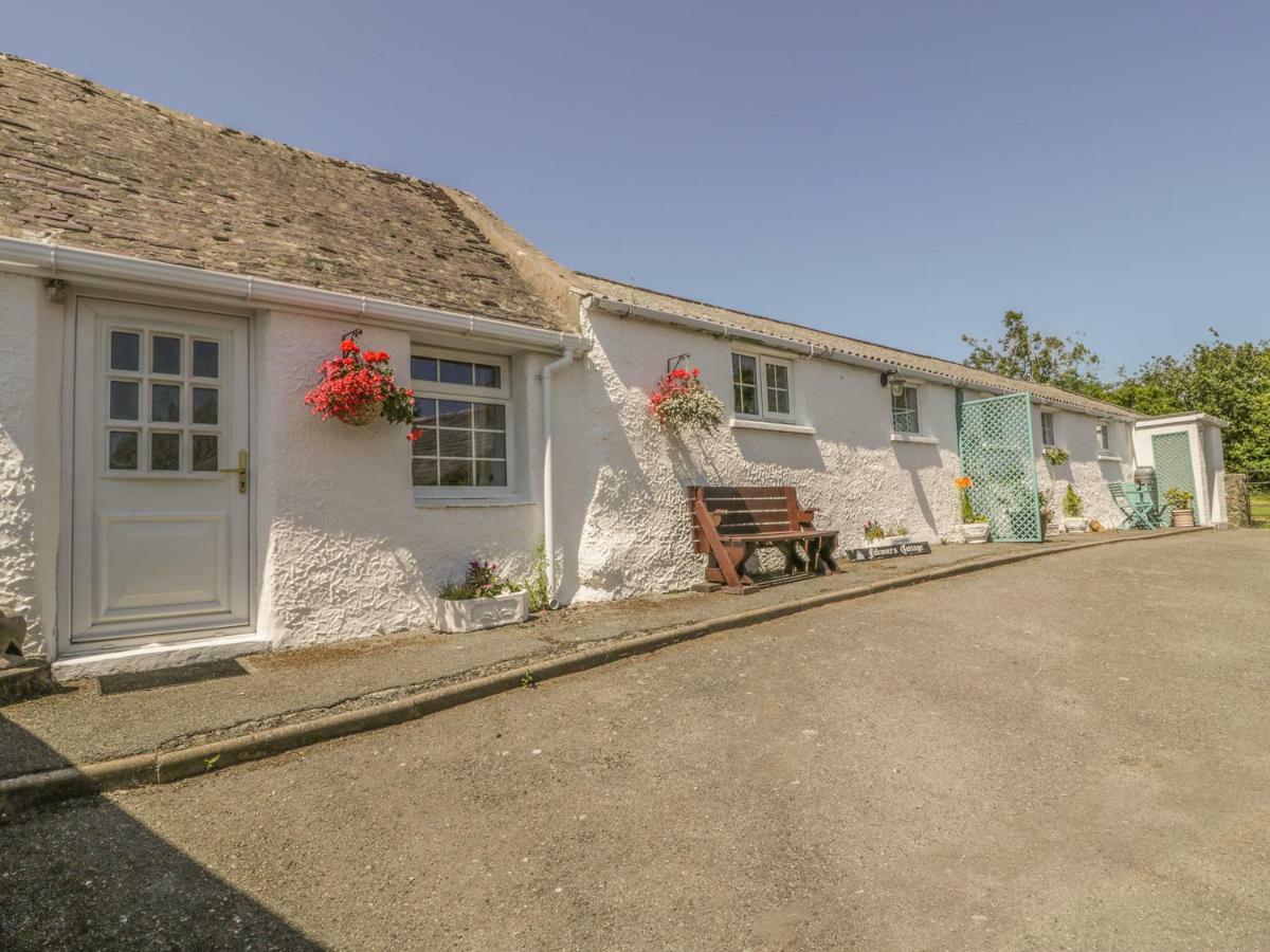 Falconers Cottage Holyhead Exterior photo